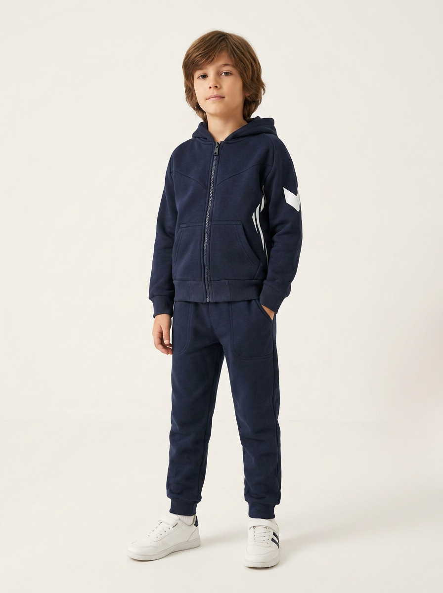 Conjunto deportivo para niños
